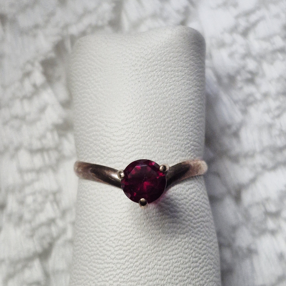 Victorian 10k Yellow Gold Ruby Ring - image 2